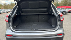 Nissan Qashqai 1.3 DiG-T N-Connecta 5dr [Glass Roof Pack] Petrol Hatchback